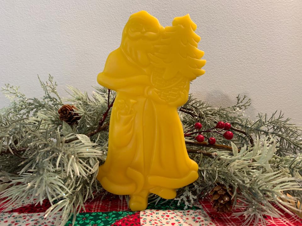 Beeswax  Santa "Kris Kringle"