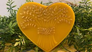 Beeswax Bountiful Heart Painted or Plain