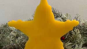 Beeswax Star Santa