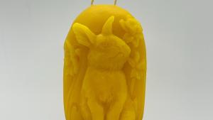 Beeswax Adorable Bunny with Daffodils Block