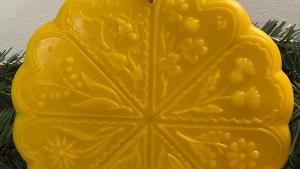 Beeswax Lovely Spring Floral Wall Hanging