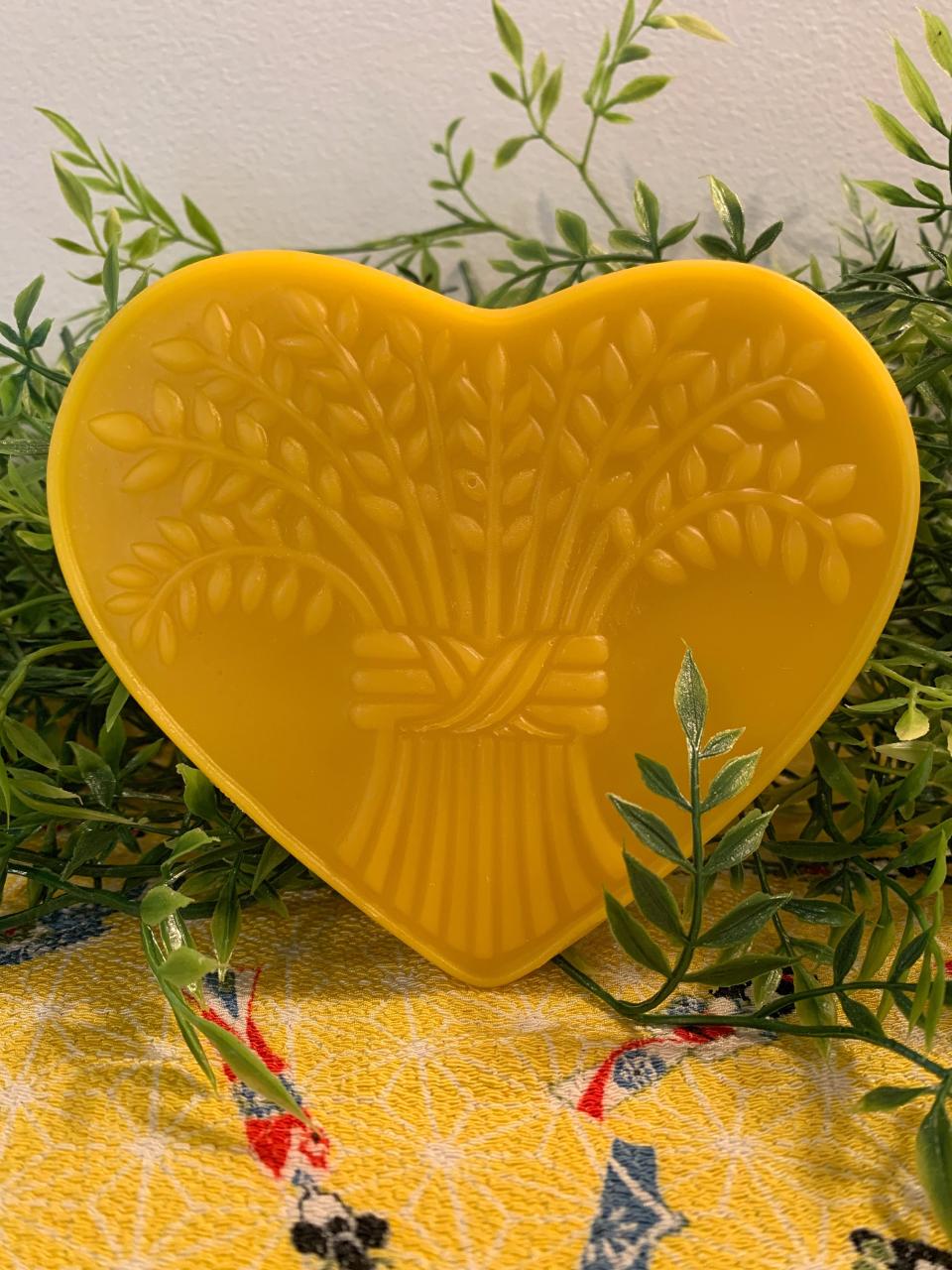 Beeswax Bountiful Heart Painted or Plain