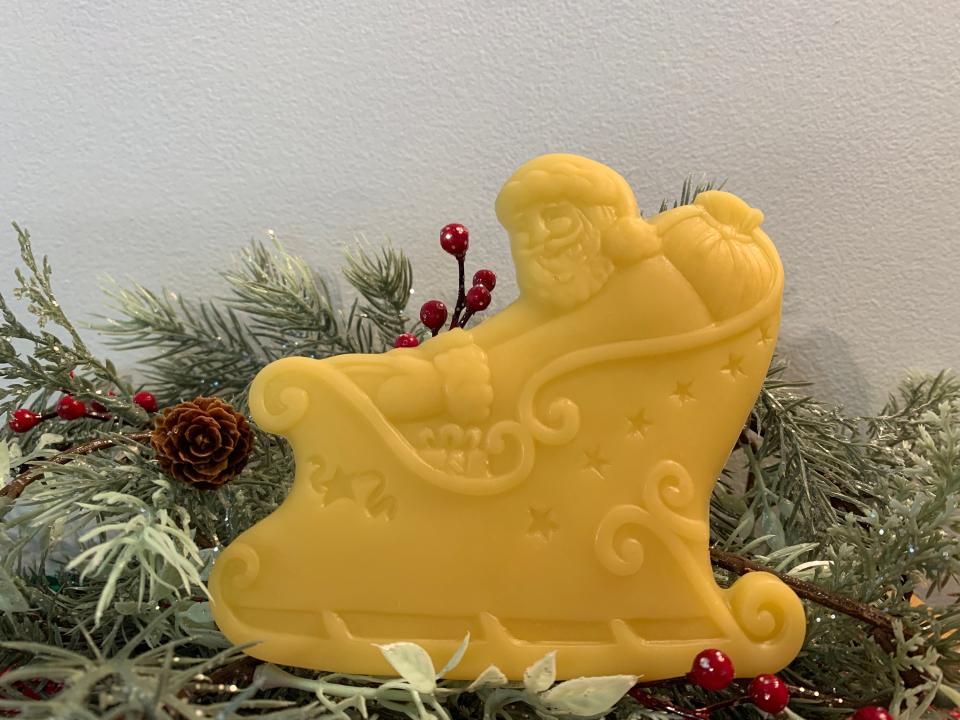 Beeswax Santa in Sleigh