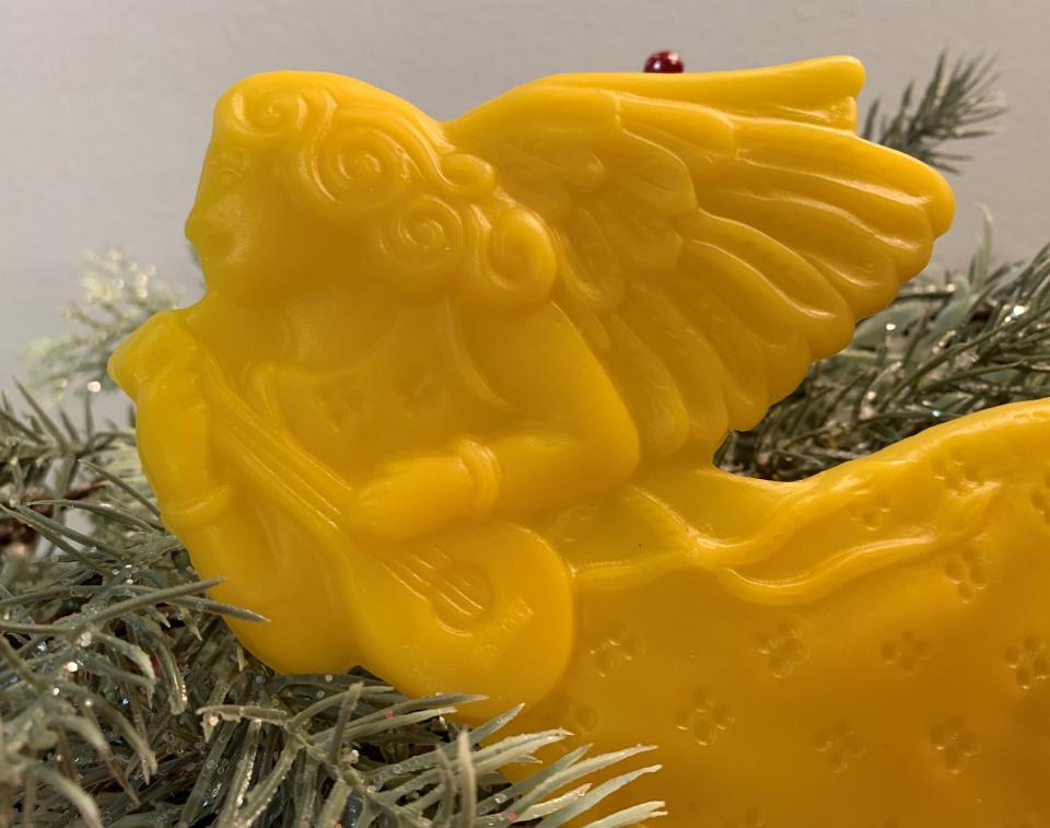 Beeswax Angel with Lute