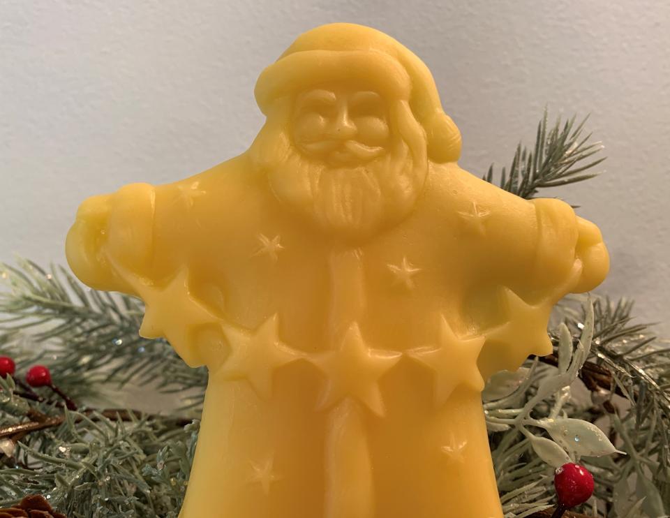 Beeswax Santa with Star Garland