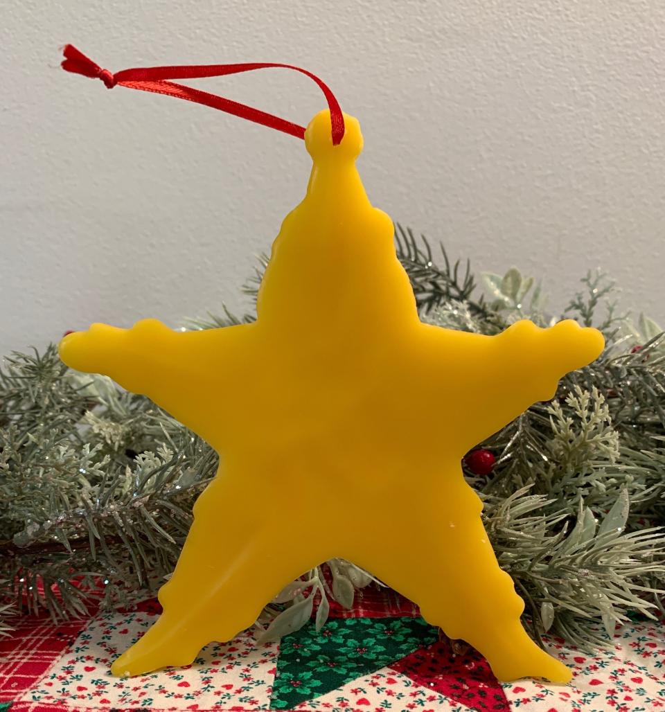 Beeswax Star Santa