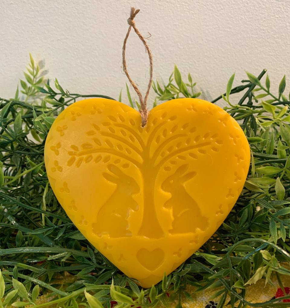 Beeswax Two Bunnies Under a Willow Heart Suncatcher or Wall Decor