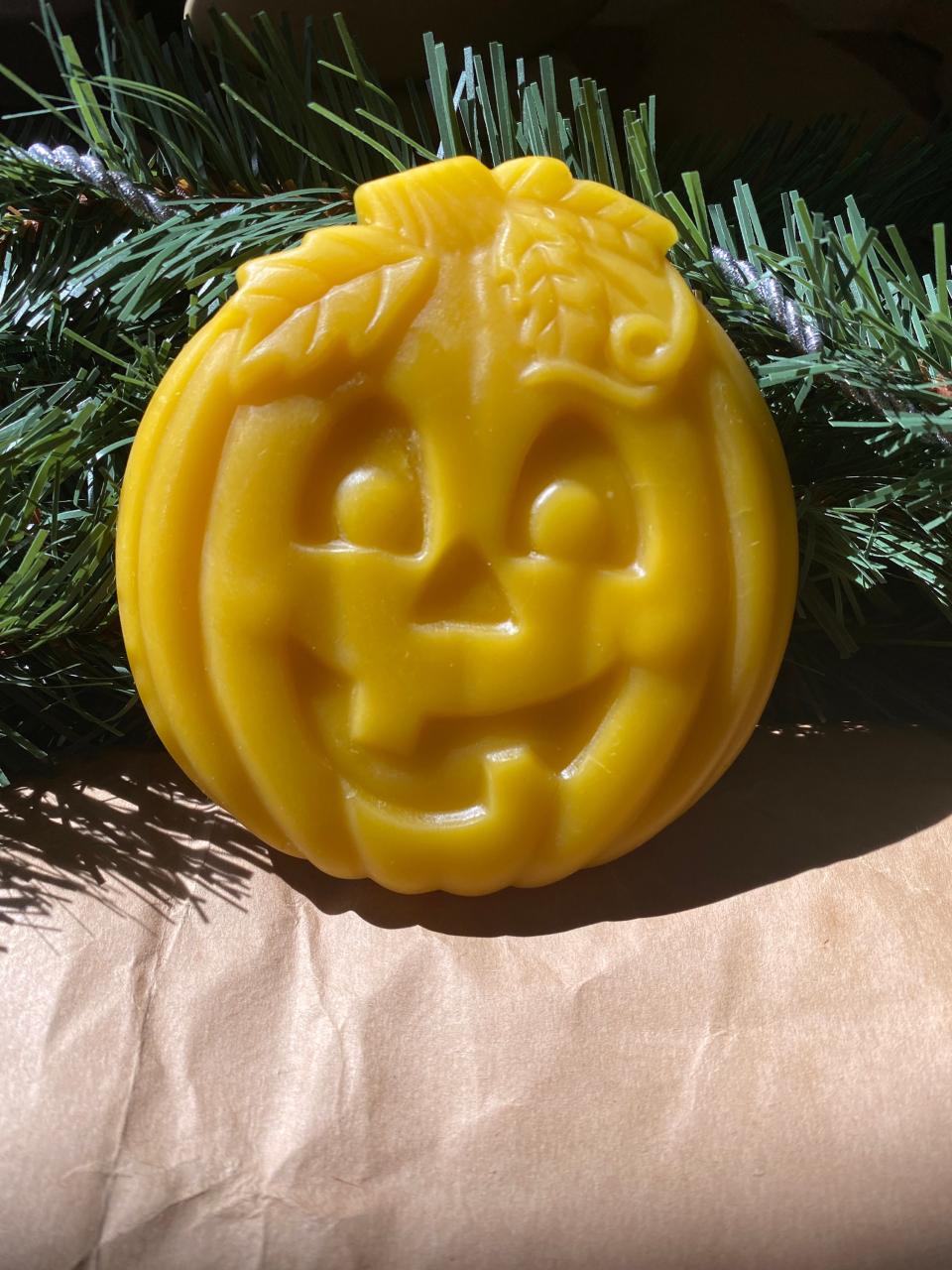 Beeswax Happy Pumpkin