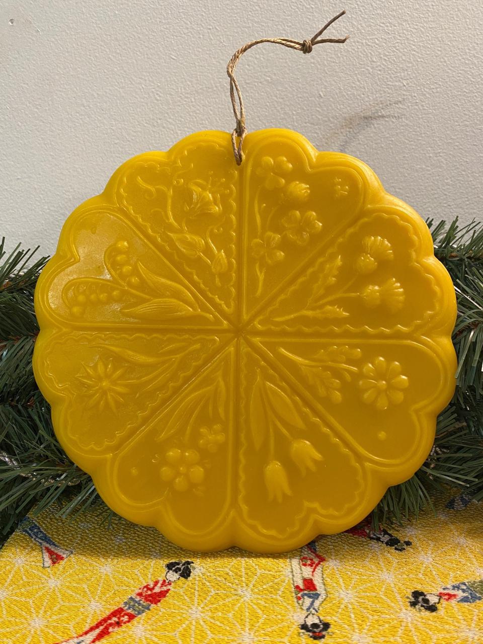 Beeswax Lovely Spring Floral Wall Hanging