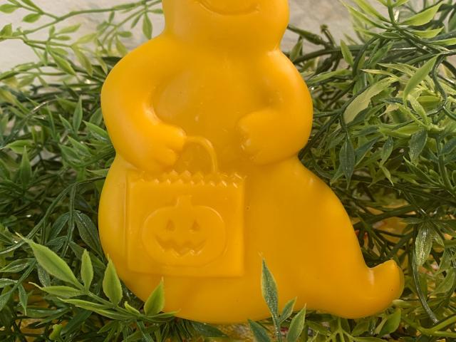 Beeswax Friendly Ghost
