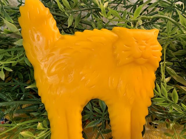 Beeswax Halloween Cat